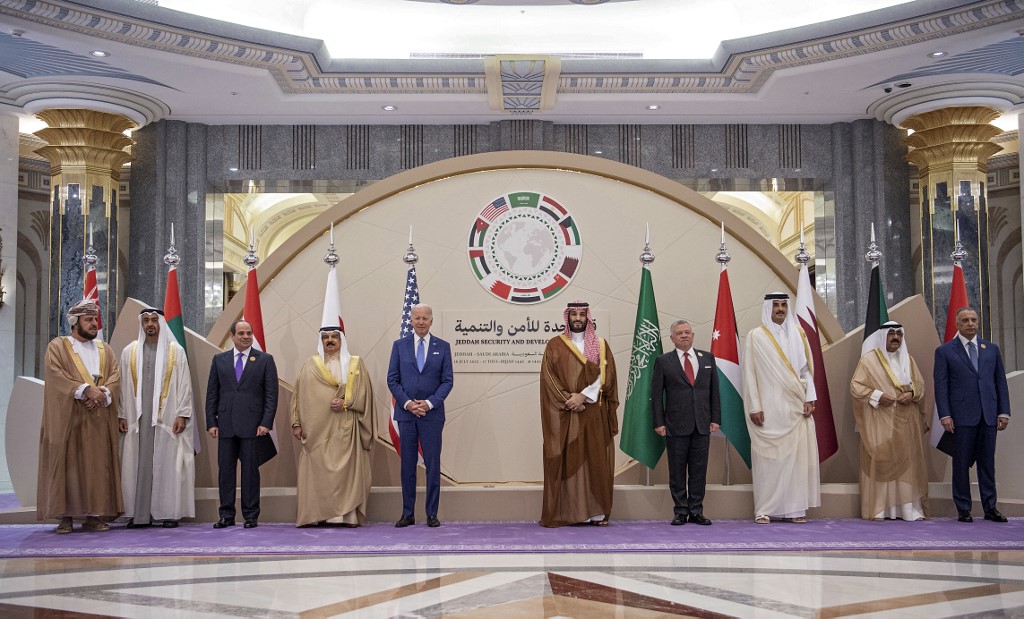 Leaders of (L to R) Oman, UAE, Egypt, Bahrain, US, Saudi Arabia, Jordan, Qatar, Bahrain and Iraq pictured at the US-Arab summit in Jeddah on 16 July 2022. (AFP)
