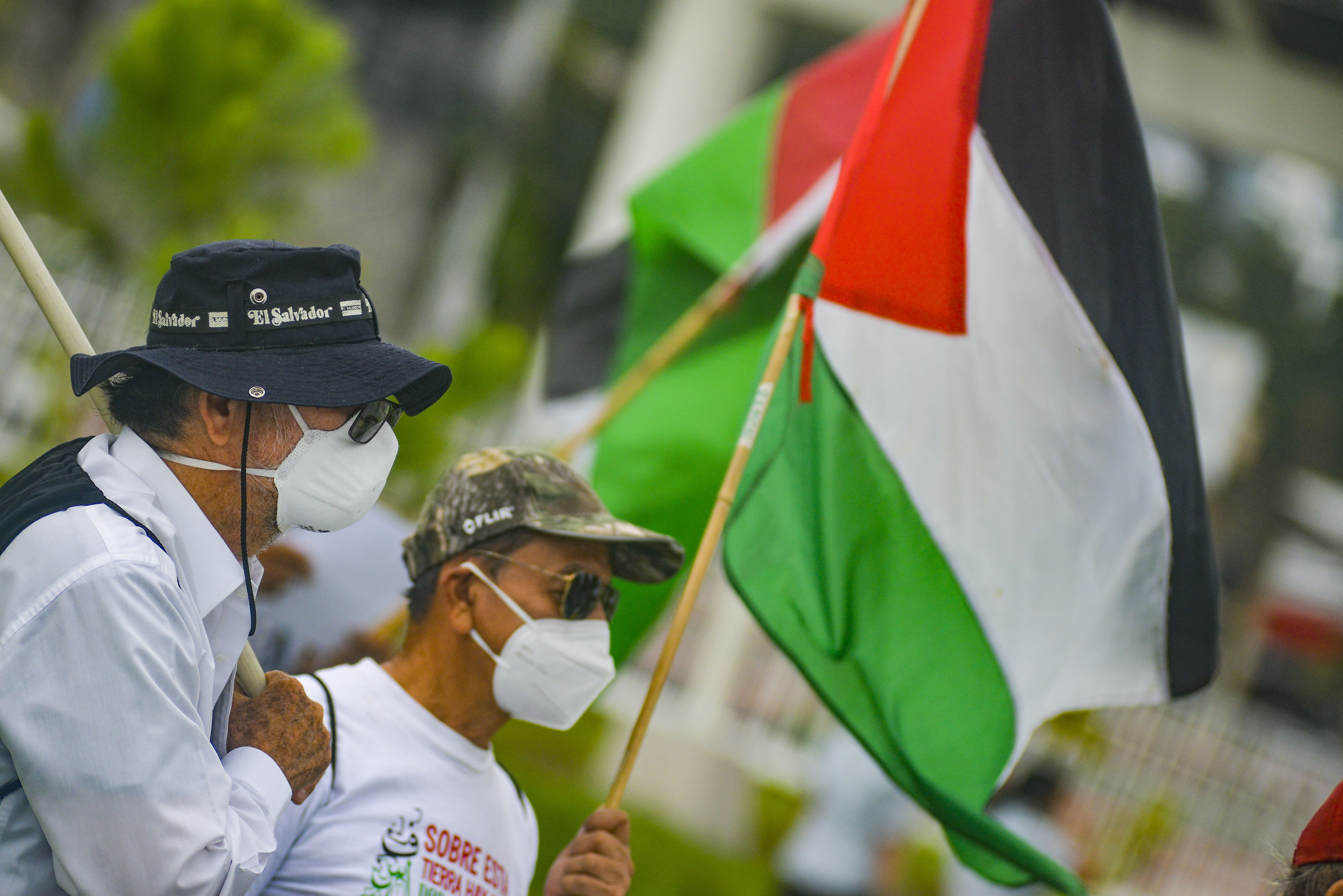 palestine- el-salvador-protest