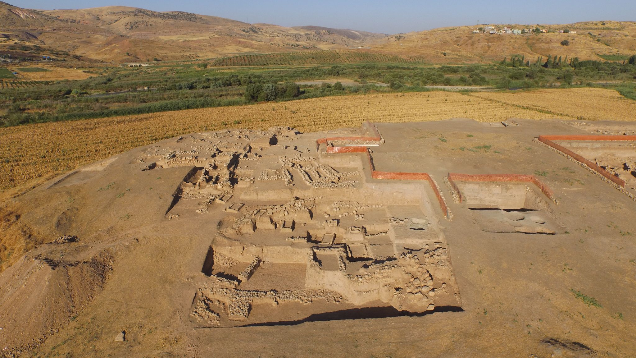 Ancient tombs found in Turkey