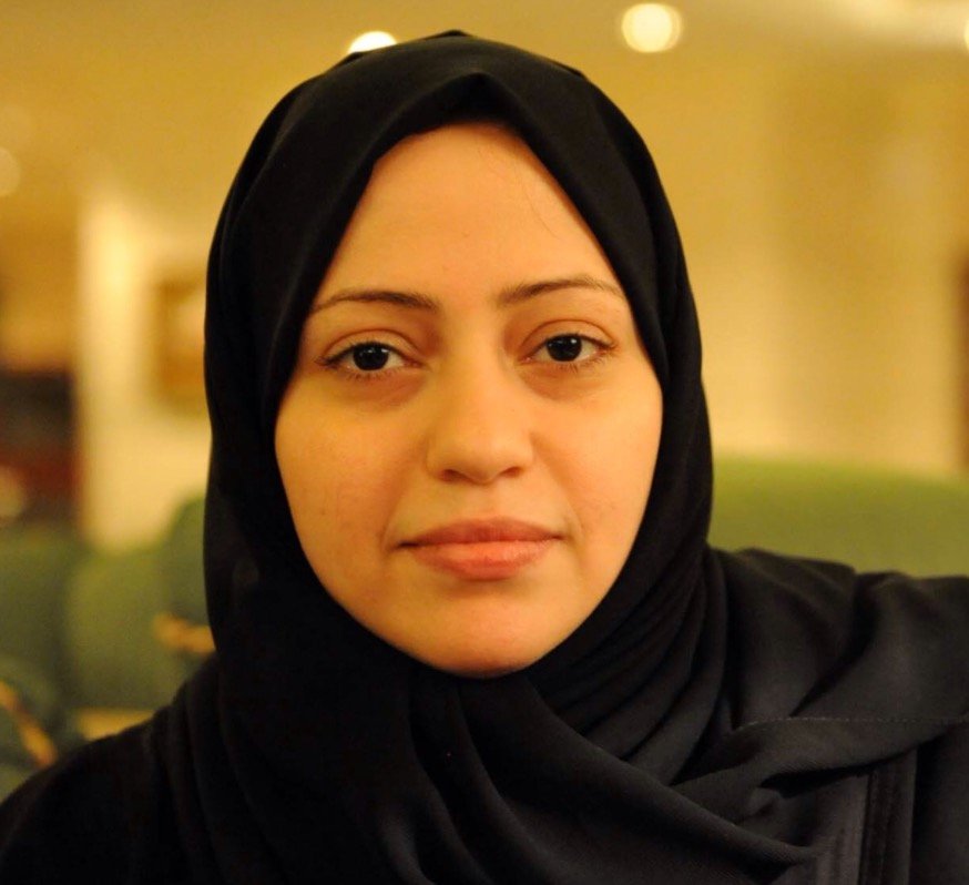 Samar Badawi est la sœur du blogueur Raif Badawi, qui a également été emprisonné (capture d’écran/MENA Rights Group)
