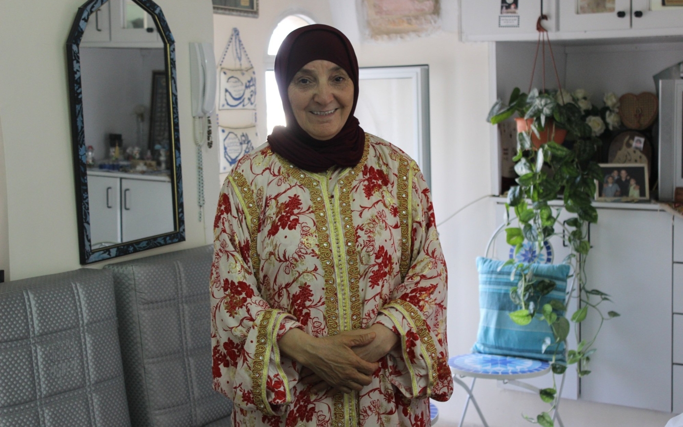« J’essaie autant que possible de convoquer mes souvenirs », indique Maslouhi depuis le Abu Madyan-al-Ghawth Corner où elle vit depuis les années 1980 (MEE/Aseel Jundi)