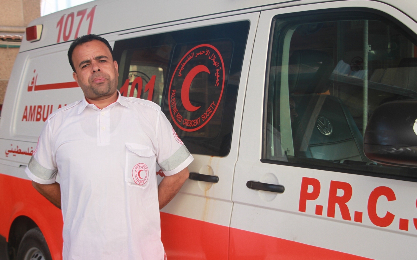 Ibrahim Abu al-Kas, secouriste, a perdu son collègue le plus proche en service lors de l’offensive israélienne sur Gaza en 2014 (MEE/Ahmed al-Sammak)