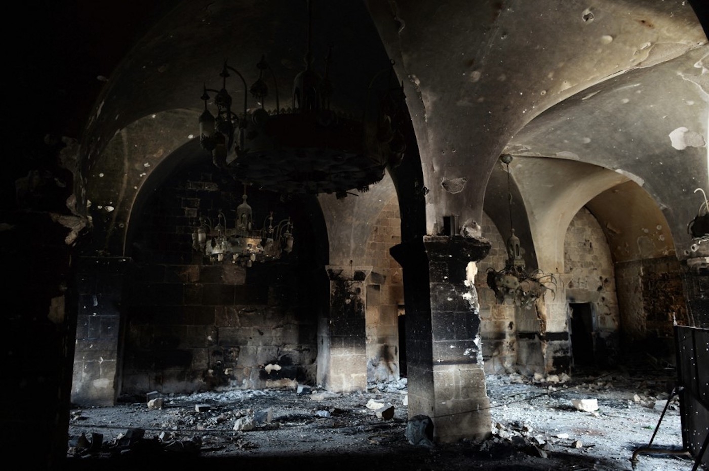 L’intérieur dévasté de la mosquée des Omeyyades d’Alep, le 16 avril 2013, AFP