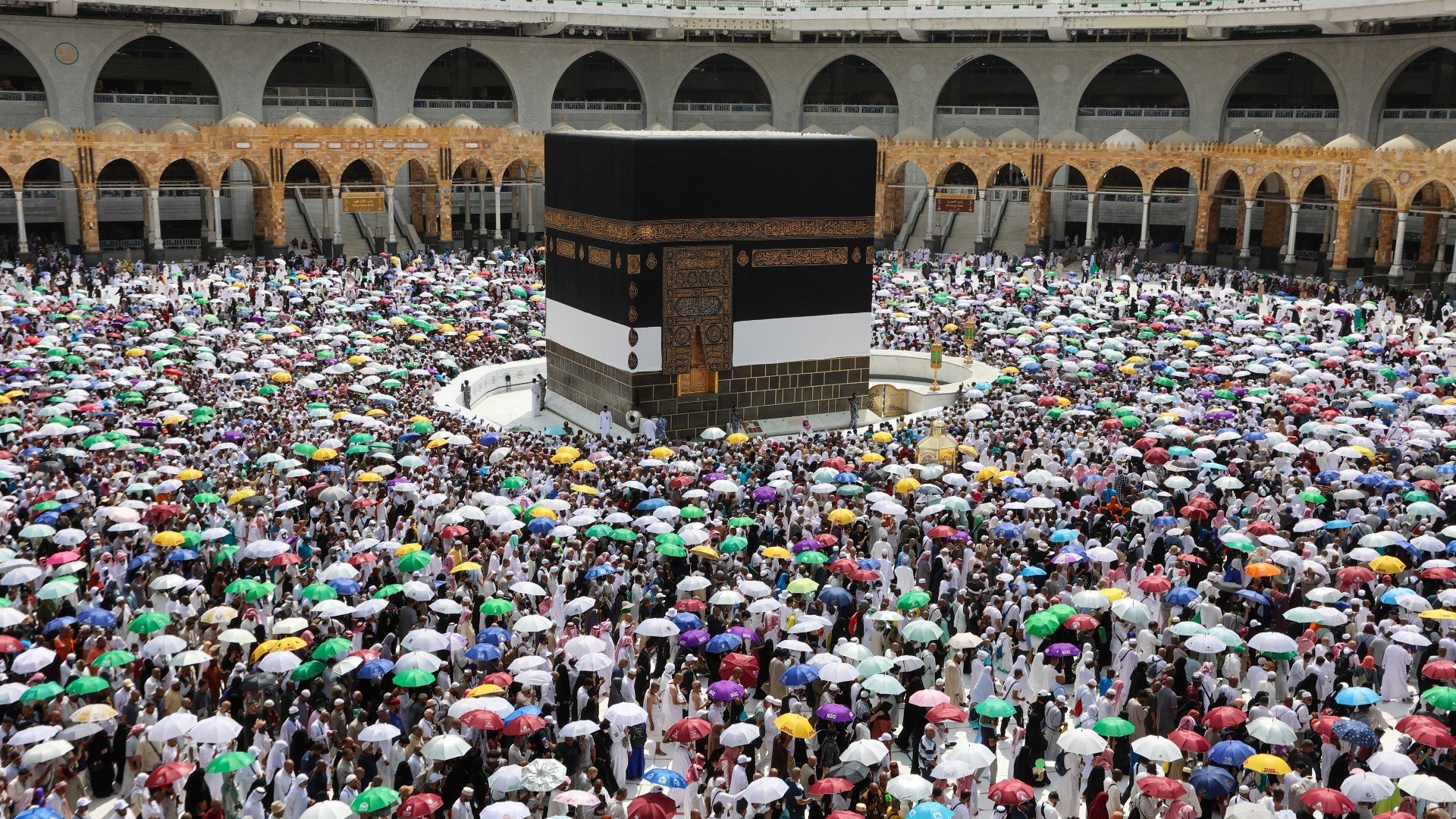 Nearly 780,000 pilgrims from abroad attended this year's Hajj, according to Saudi officials (AFP)