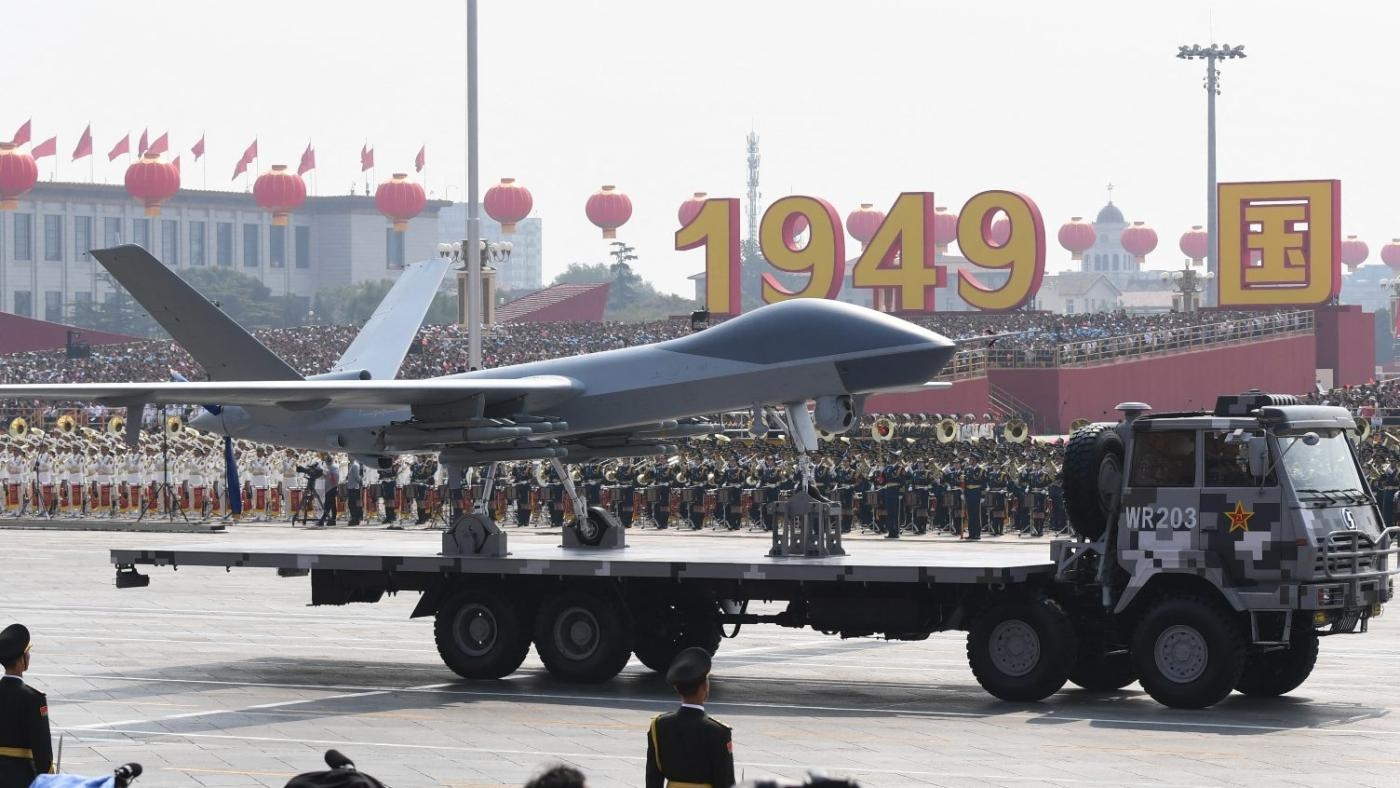 Un véhicule chinois aérien sans pilote est présenté lors d’un défilé militaire sur la place Tian’anmen de Beijing, le 1er octobre 2019 (AFP)