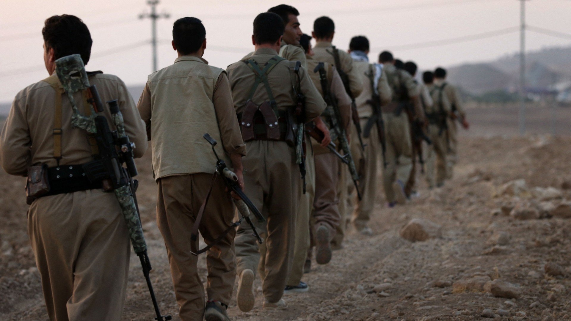Iranian Kurdish Peshmerga take part in routine military exercise in Koya, 100 kms east of Arbil, the capital of the autonomous Kurdish region of northern Iraq on 22 October 2017 (AFP/File photo)