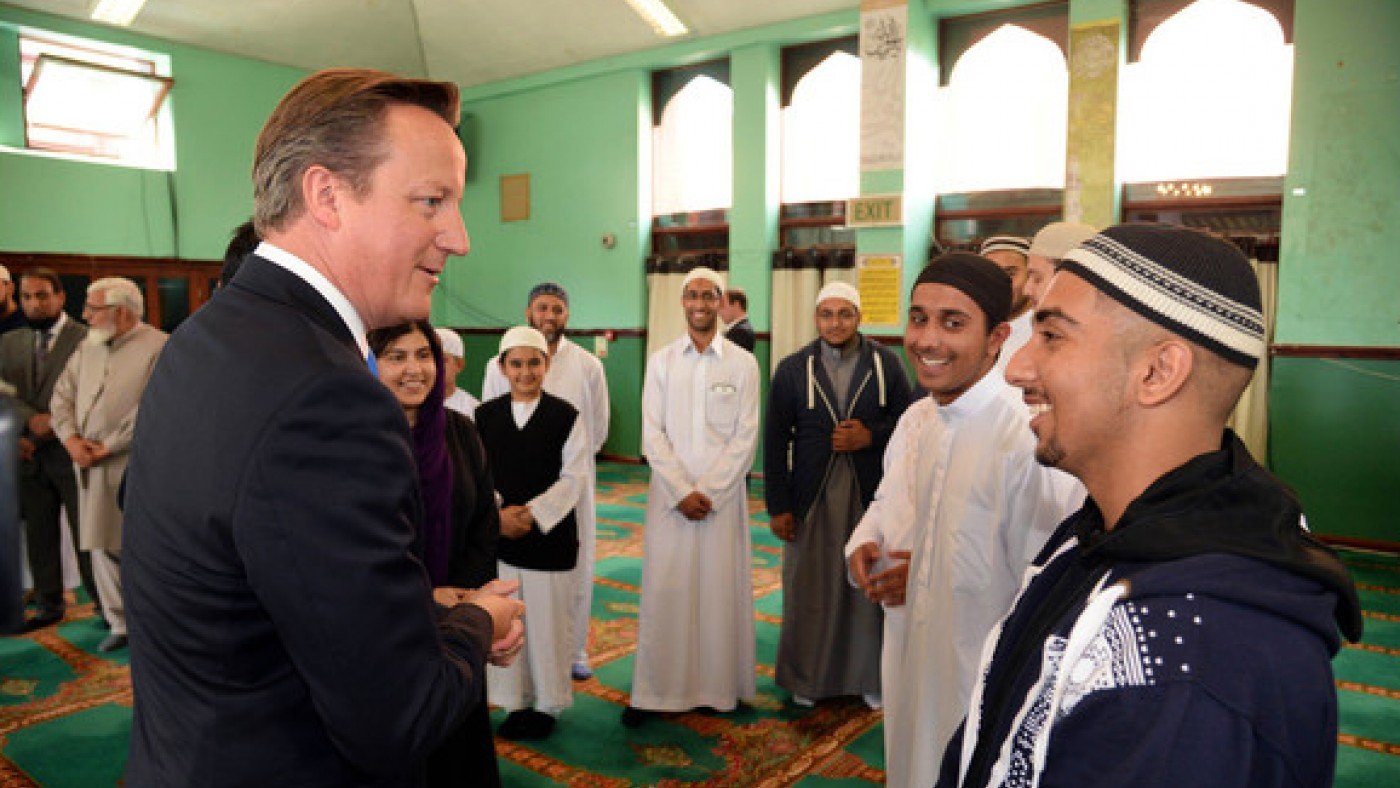 uk-david-cameron-mosque-manchester-2013-gov-uk